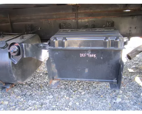 FORD F750SD (SUPER DUTY) DEF TANK