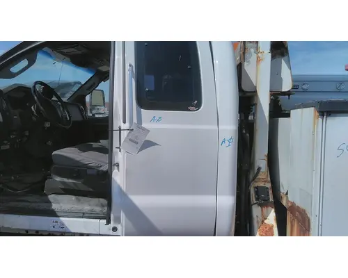 FORD F750SD (SUPER DUTY) DOOR ASSEMBLY, REAR OR BACK