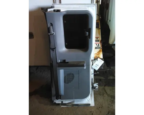 FORD F750SD (SUPER DUTY) DOOR ASSEMBLY, REAR OR BACK