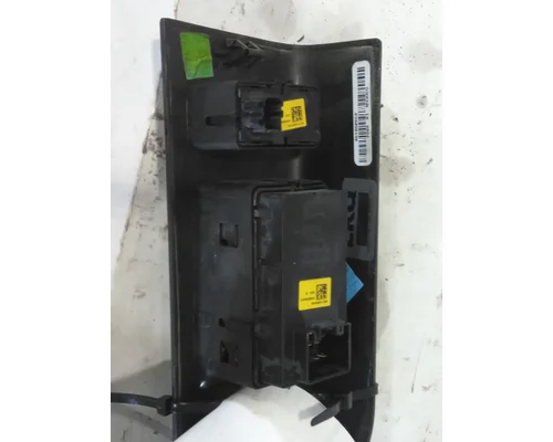 FORD F750SD (SUPER DUTY) DOOR ELECTRICAL SWITCH