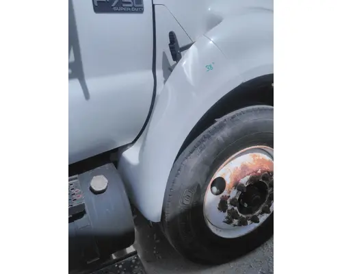 FORD F750SD (SUPER DUTY) FENDER EXTENSION