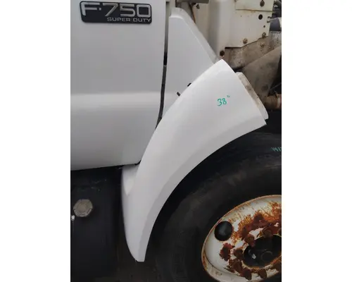 FORD F750SD (SUPER DUTY) FENDER EXTENSION