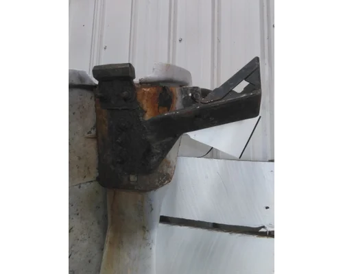 FORD F750SD (SUPER DUTY) FENDER EXTENSION