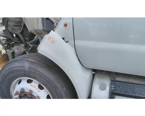 FORD F750SD (SUPER DUTY) FENDER EXTENSION