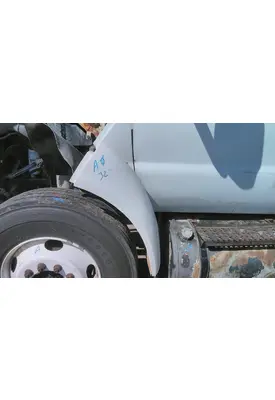 FORD F750SD (SUPER DUTY) FENDER EXTENSION