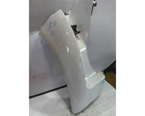 FORD F750SD (SUPER DUTY) FENDER EXTENSION