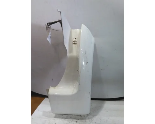 FORD F750SD (SUPER DUTY) FENDER EXTENSION