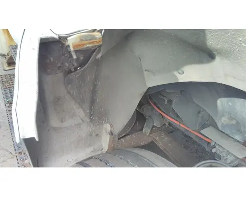 FORD F750SD (SUPER DUTY) FENDER EXTENSION