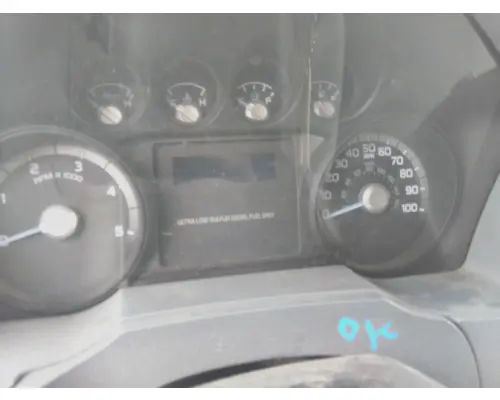 FORD F750SD (SUPER DUTY) GAUGE CLUSTER