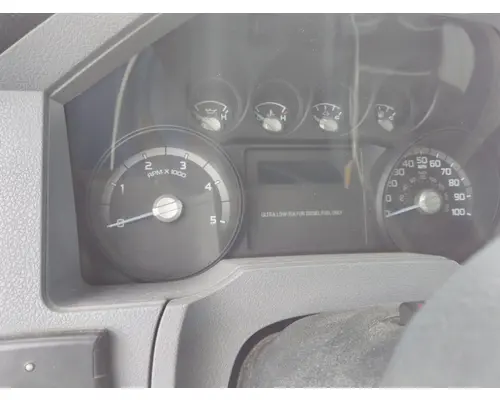 FORD F750SD (SUPER DUTY) GAUGE CLUSTER