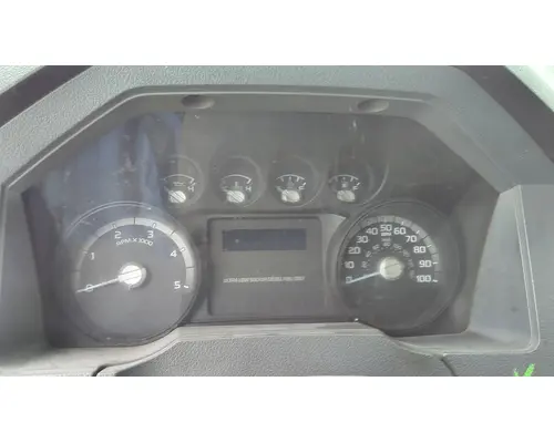 FORD F750SD (SUPER DUTY) GAUGE CLUSTER