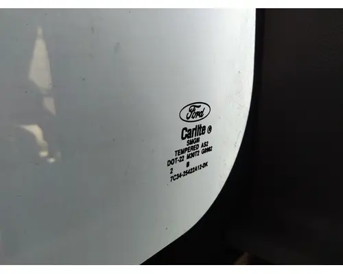 FORD F750SD (SUPER DUTY) GLASS, BACK