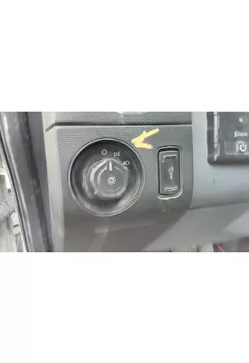 FORD F750SD (SUPER DUTY) HEADLAMP SWITCH