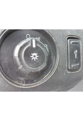 FORD F750SD (SUPER DUTY) HEADLAMP SWITCH