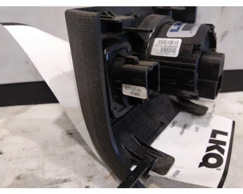 FORD F750SD (SUPER DUTY) HEADLAMP SWITCH