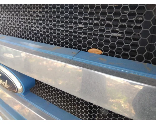 FORD F750SD (SUPER DUTY) HOOD