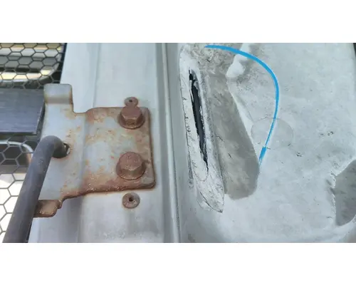 FORD F750SD (SUPER DUTY) HOOD