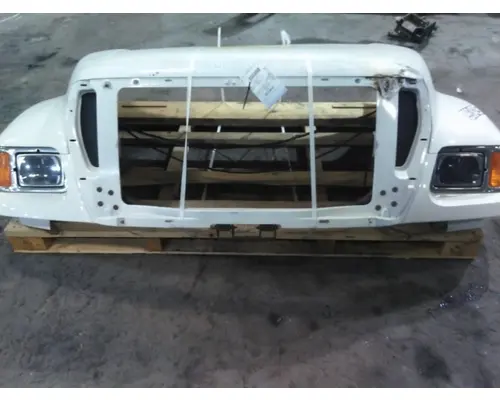 FORD F750SD (SUPER DUTY) HOOD