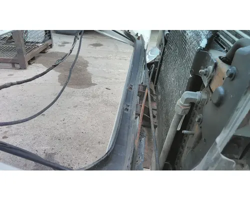FORD F750SD (SUPER DUTY) HOOD