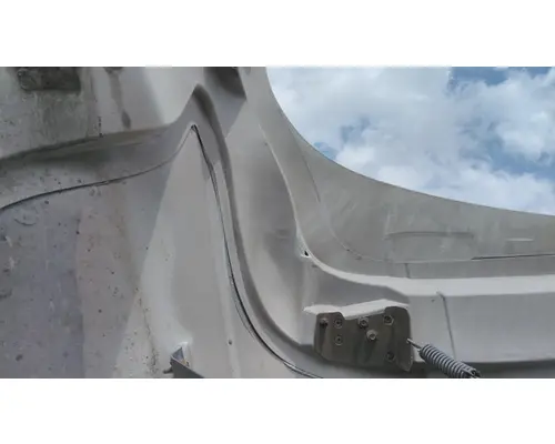 FORD F750SD (SUPER DUTY) HOOD