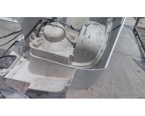 FORD F750SD (SUPER DUTY) HOOD