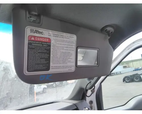 FORD F750SD (SUPER DUTY) INTERIOR SUN VISOR