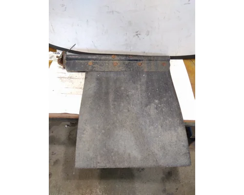 FORD F750SD (SUPER DUTY) MUD FLAP HANGER