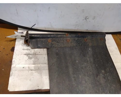 FORD F750SD (SUPER DUTY) MUD FLAP HANGER