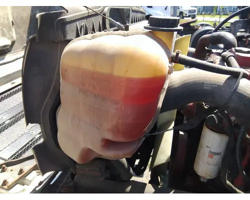 FORD F750SD (SUPER DUTY) RADIATOR OVERFLOW TANK