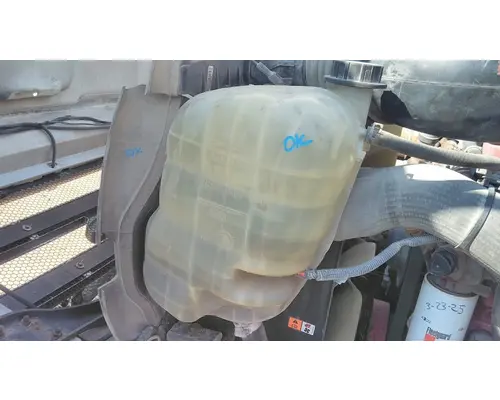 FORD F750SD (SUPER DUTY) RADIATOR OVERFLOW TANK