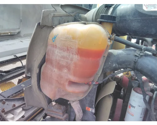 FORD F750SD (SUPER DUTY) RADIATOR OVERFLOW TANK
