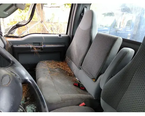 FORD F750SD (SUPER DUTY) SEAT, FRONT