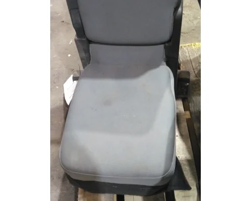 FORD F750SD (SUPER DUTY) SEAT, FRONT