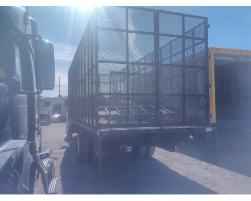 FORD F750SD (SUPER DUTY) WHOLE TRUCK FOR RESALE