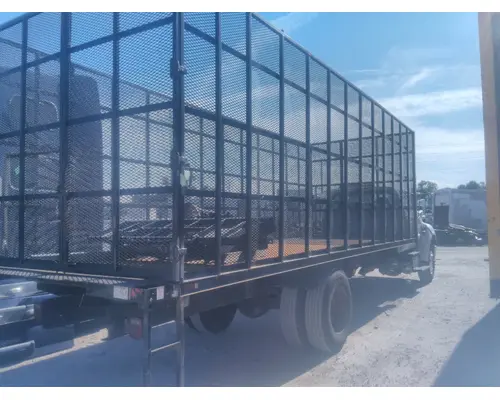 FORD F750SD (SUPER DUTY) WHOLE TRUCK FOR RESALE