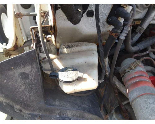 FORD F750SD (SUPER DUTY) WINDSHIELD WASHER RESERVOIR