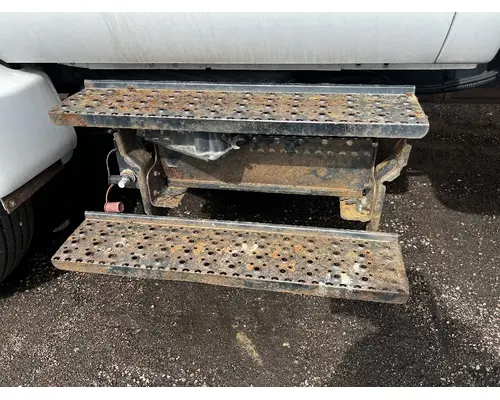 FORD F750 Battery Box