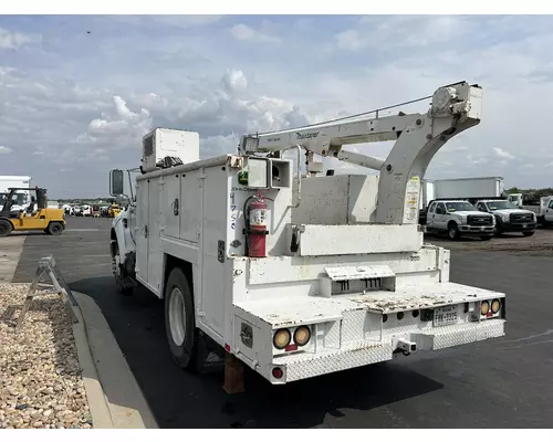 FORD F750 Box  Bed