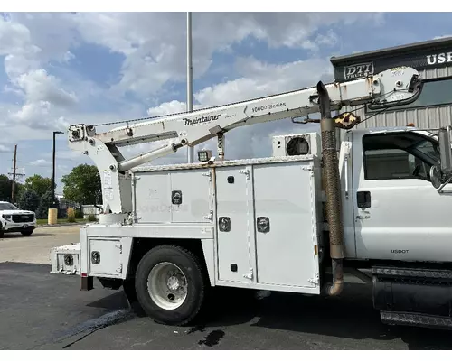 FORD F750 Box  Bed