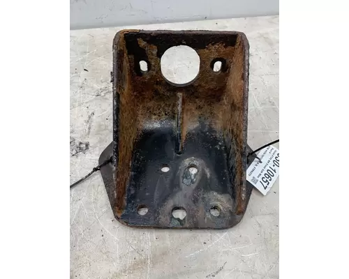 FORD F750 Cab Mount