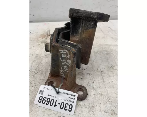 FORD F750 Cab Mount