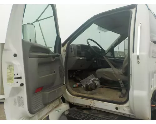 FORD F750 Cab