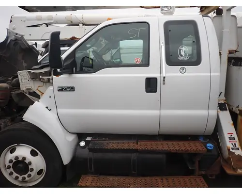 FORD F750 Cab