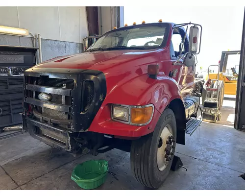 FORD F750 Cab