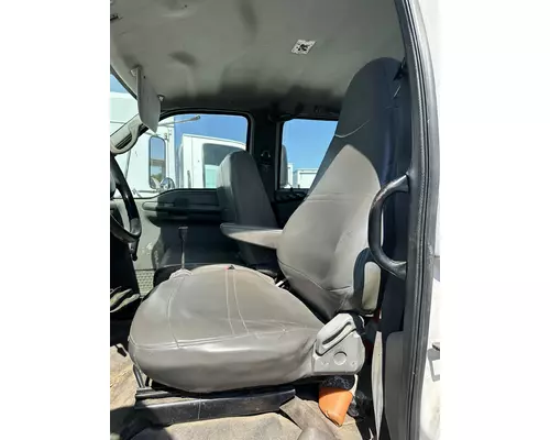 FORD F750 Cab