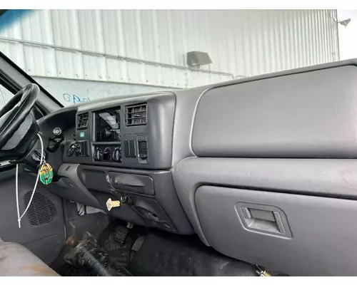 FORD F750 Cab