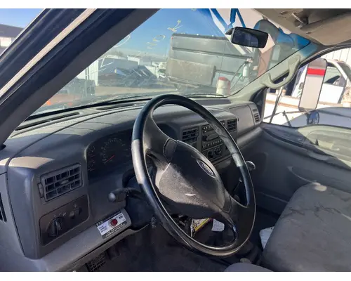 FORD F750 Cab