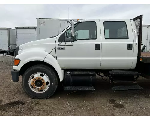 FORD F750 Cab