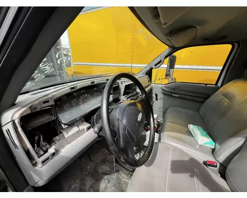 FORD F750 Cab