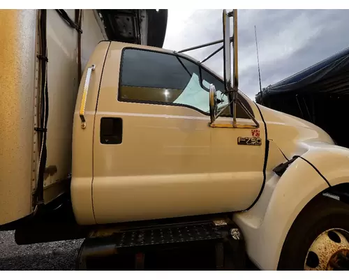 FORD F750 Cab